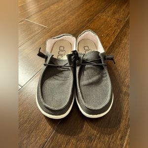 Hey Dude size 7 color: charcoal